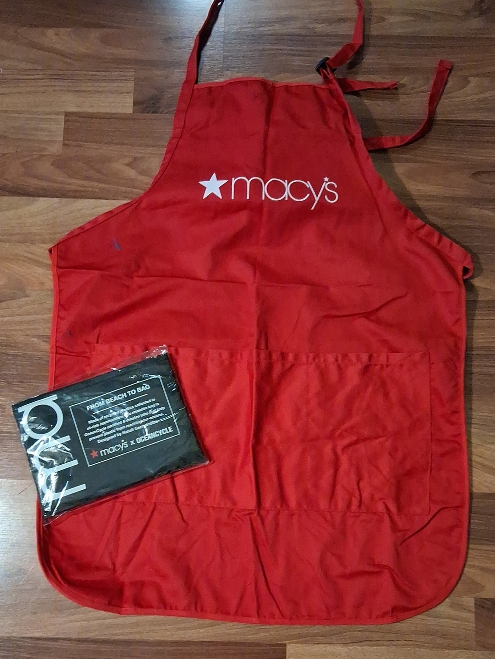 Macy's Apron For Costume (Simple)